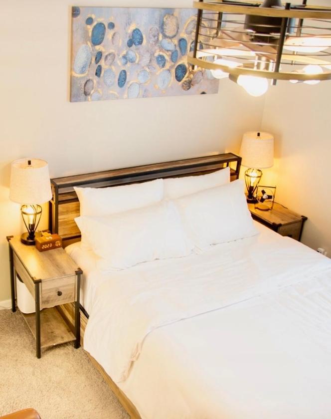 Hometel Premium Guest Suite W/ Private Entrance Ypsilanti Exterior photo